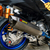 AKRAPOVIC_XMAX SLIP ON copy 5