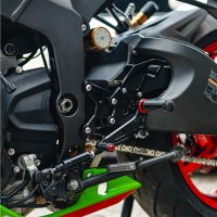 kendmoto rearset v2 zx6r copy 5